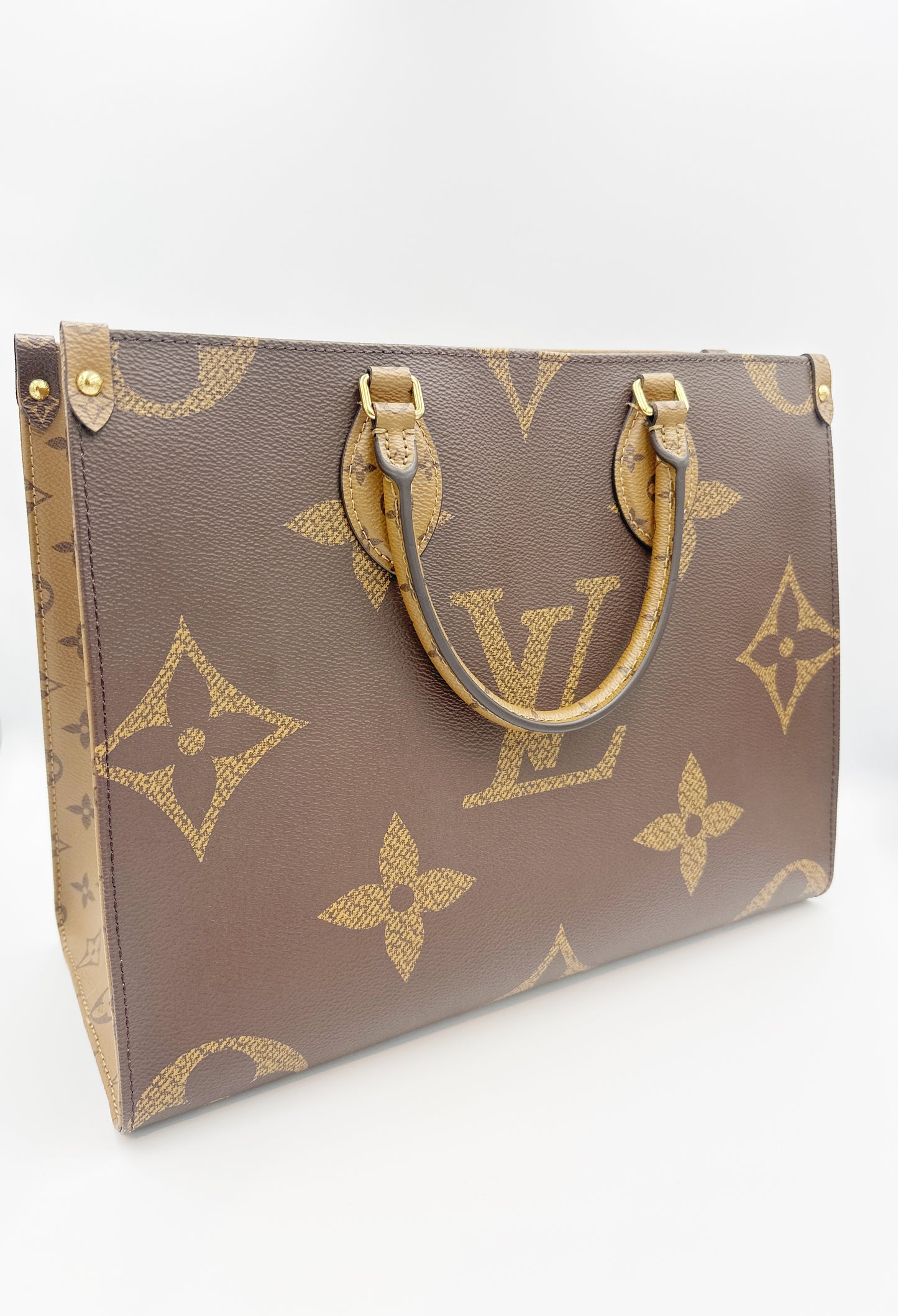 ルイヴィトンLOUIS VUITTON モノグラム オンザゴーMM RFID内蔵 M45321